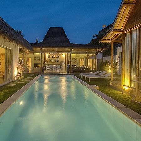 Villa Gladak By Optimum Bali Villas Семіньяк Екстер'єр фото